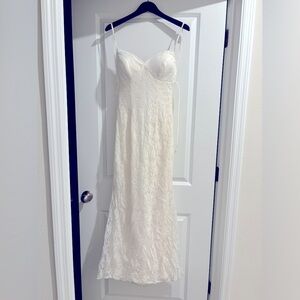 David’s Bridal Galina Open Back Lace Wedding Dress